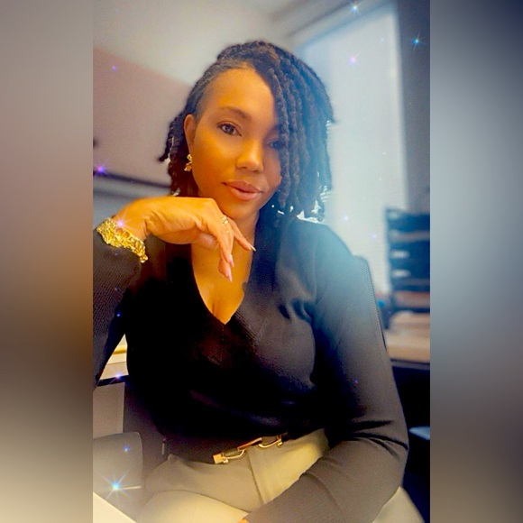 Meet your Posher, Tru - Picture 1 of 1